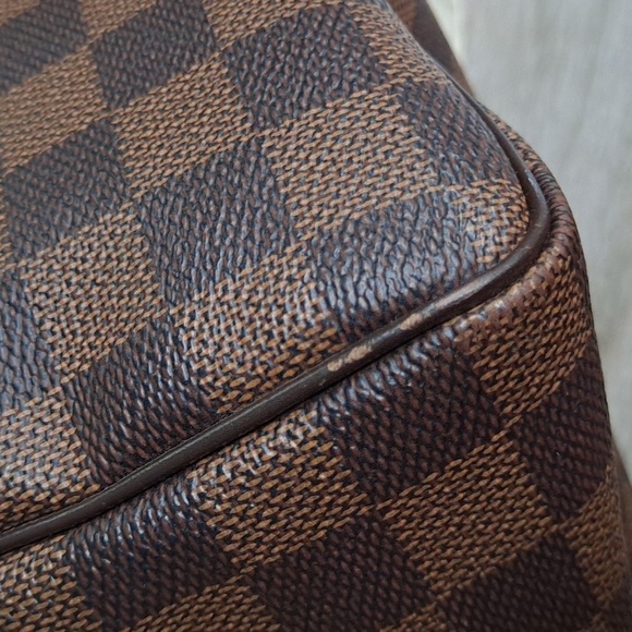 Authentic Louis Vuitton Speedy 30 - Picture 8 of 16